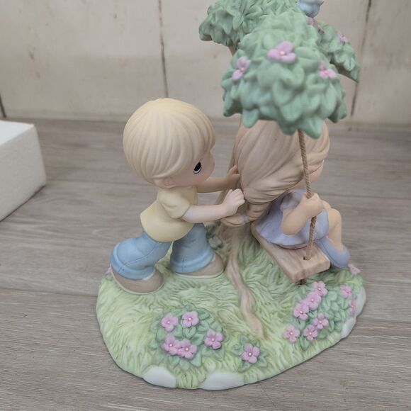 Precious Moments Your Love Lifts Me Higher Limited Edition Figurine 213004 New - Picture 11 of 15